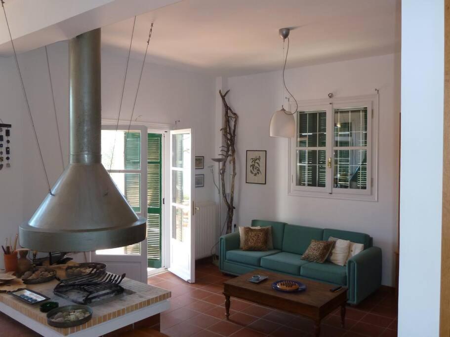 Villa Liana Sourpi Bagian luar foto