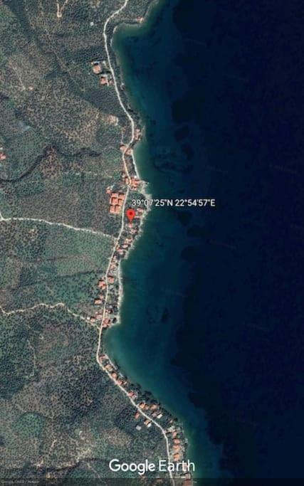 Villa Liana Sourpi Bagian luar foto
