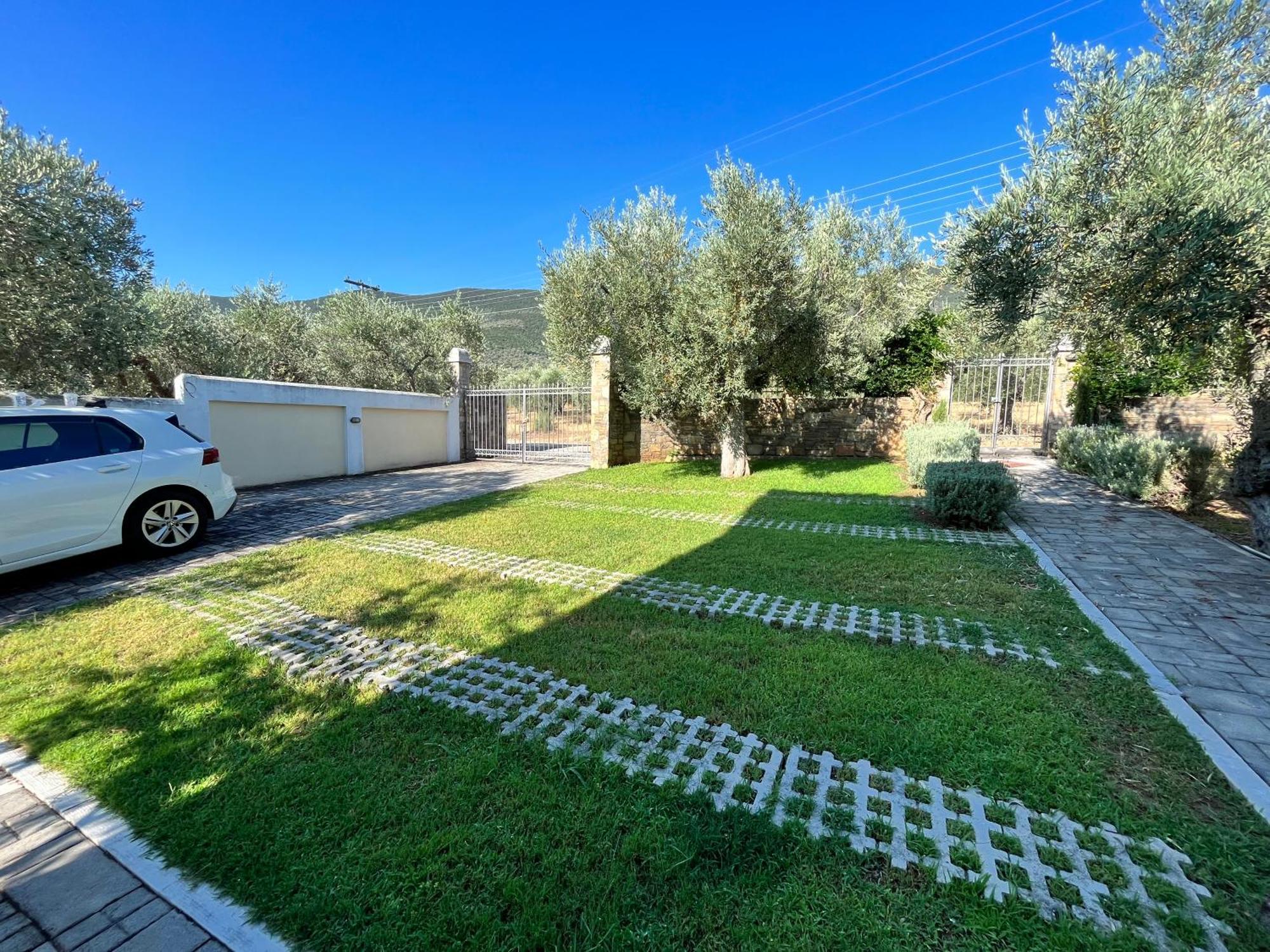 Villa Liana Sourpi Bagian luar foto