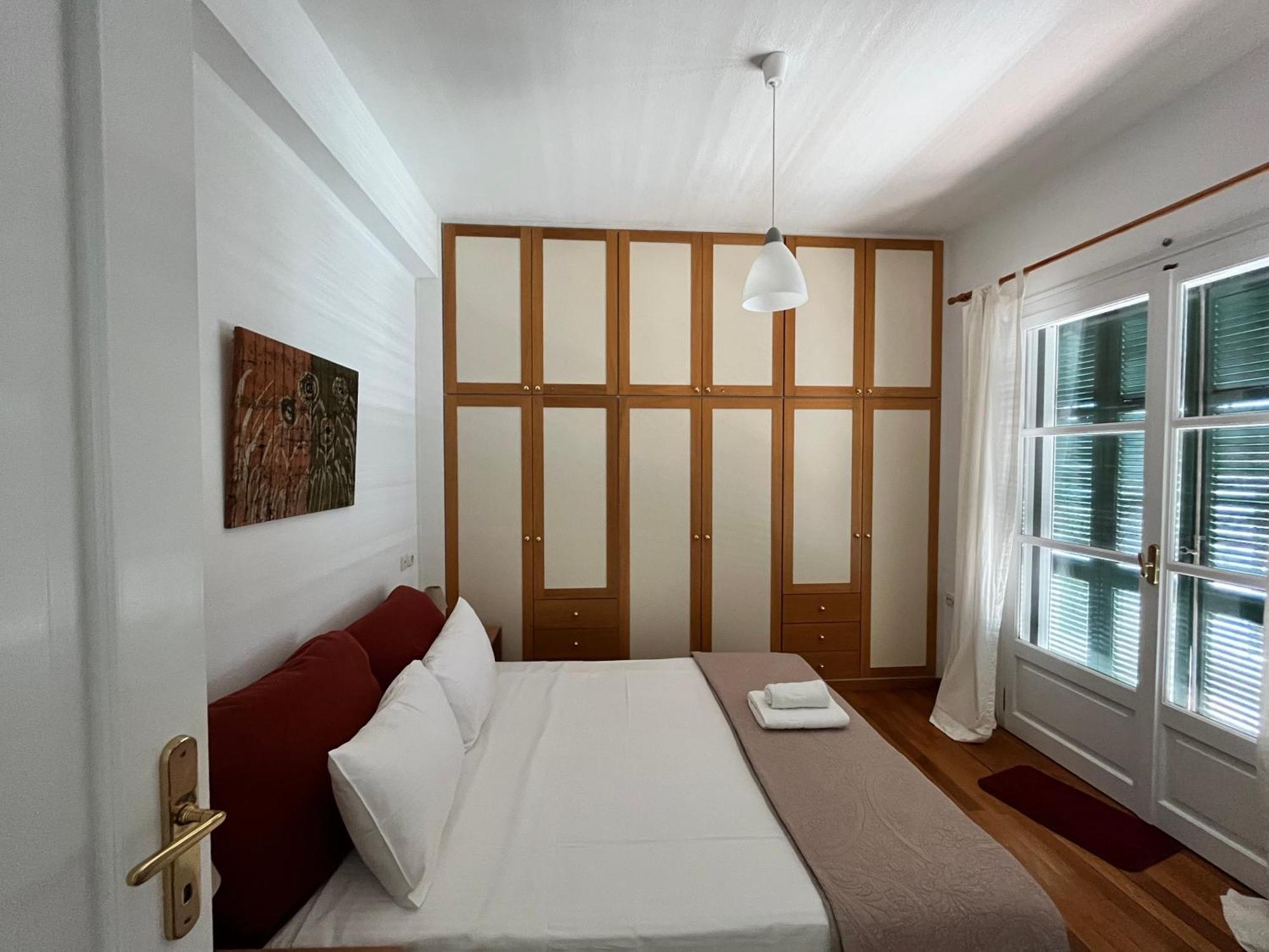Villa Liana Sourpi Bagian luar foto