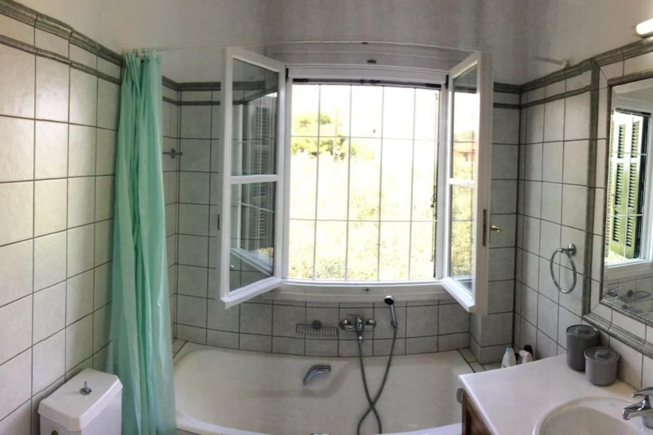 Villa Liana Sourpi Bagian luar foto