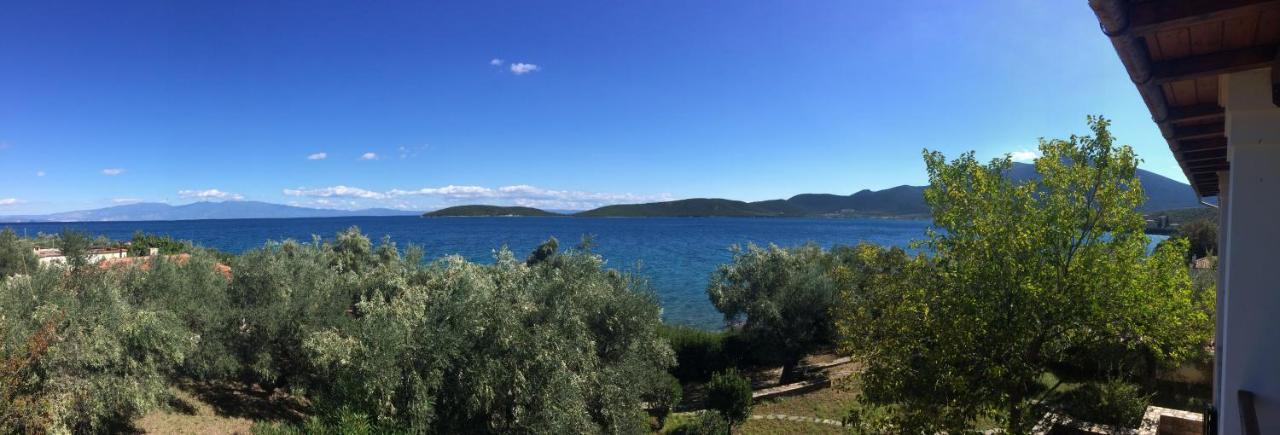 Villa Liana Sourpi Bagian luar foto